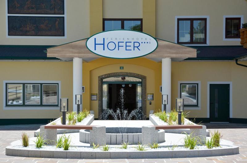 Ferienhotel Hofer Superior Strass im Attergau 외부 사진