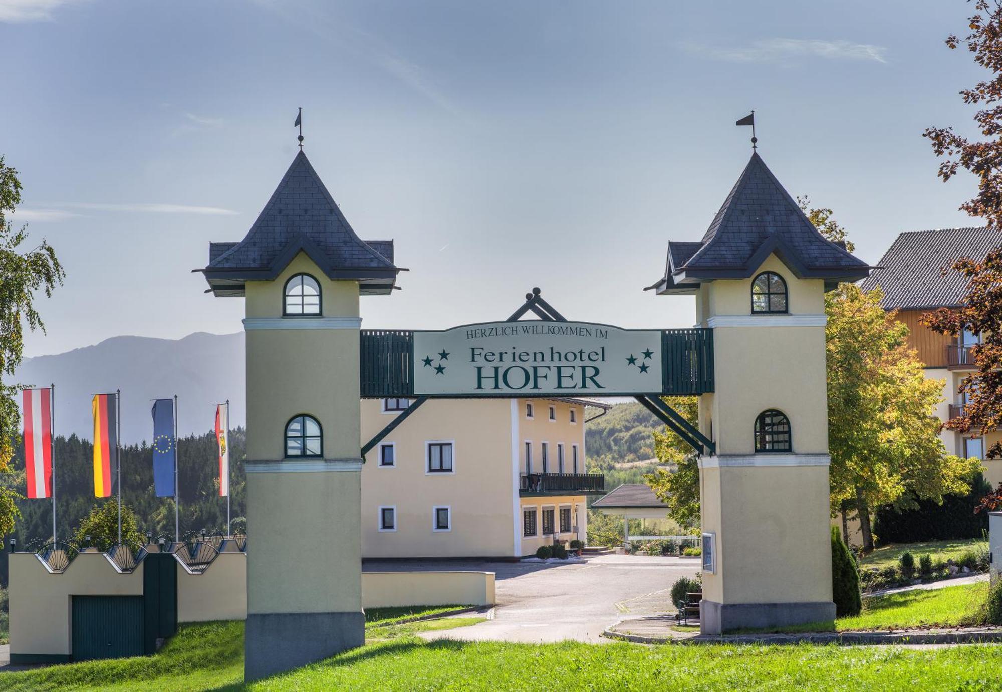 Ferienhotel Hofer Superior Strass im Attergau 외부 사진