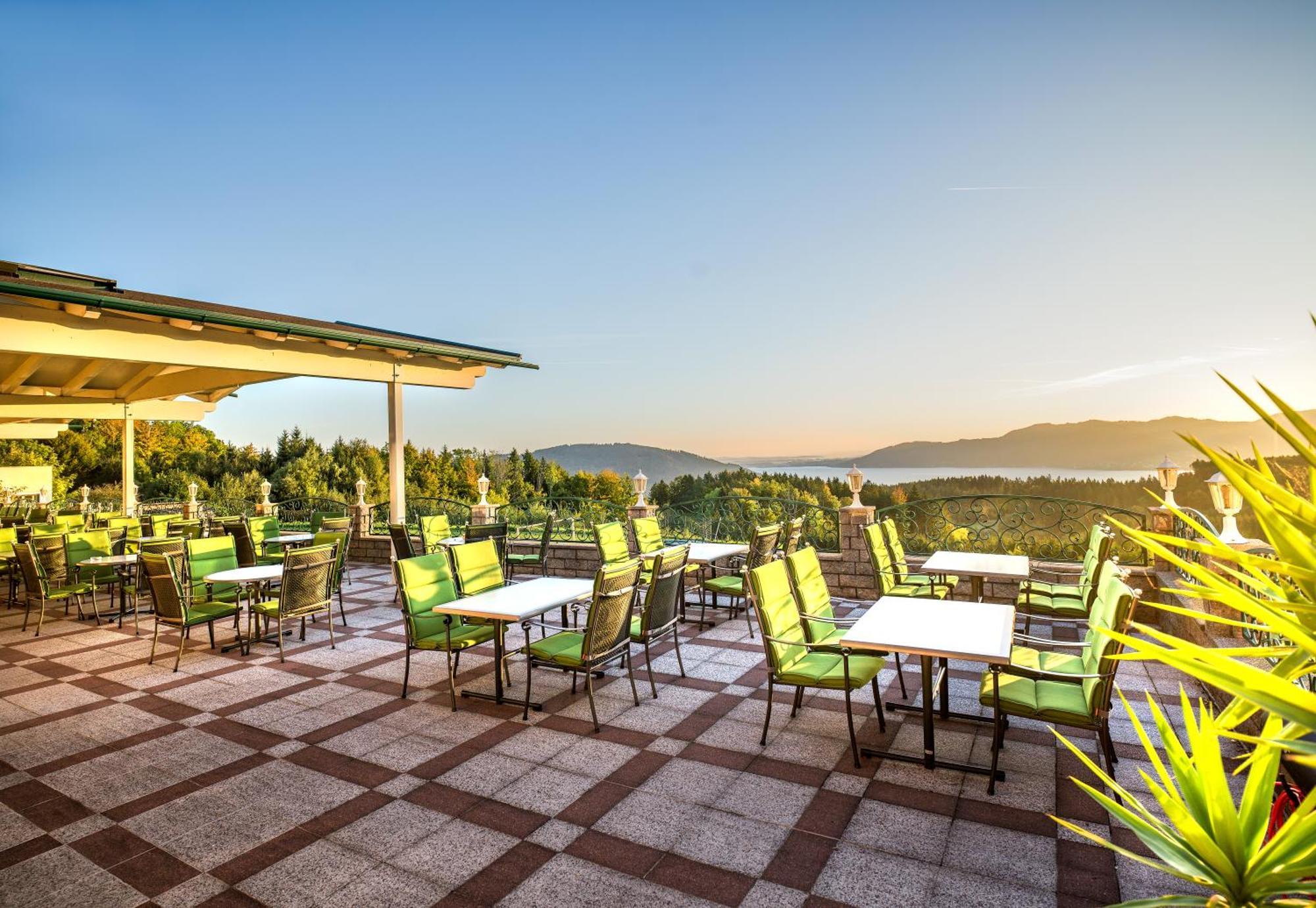 Ferienhotel Hofer Superior Strass im Attergau 외부 사진