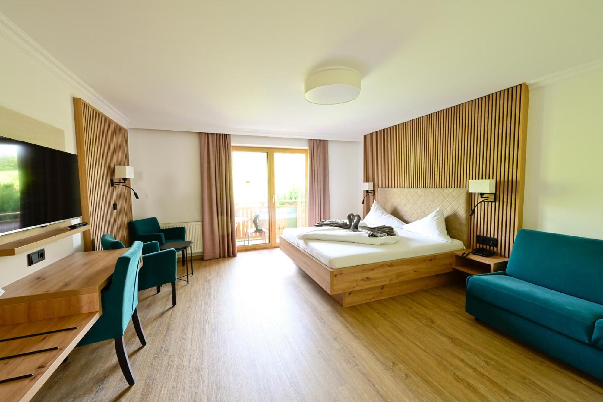 Ferienhotel Hofer Superior Strass im Attergau 외부 사진